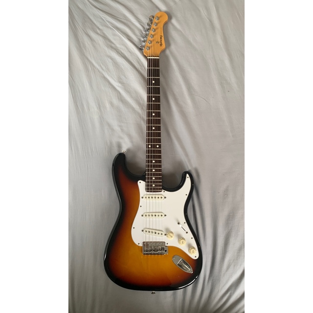 誠実 Fender - history CZ-SV/R ibanezケース付き 美品 エレキギター