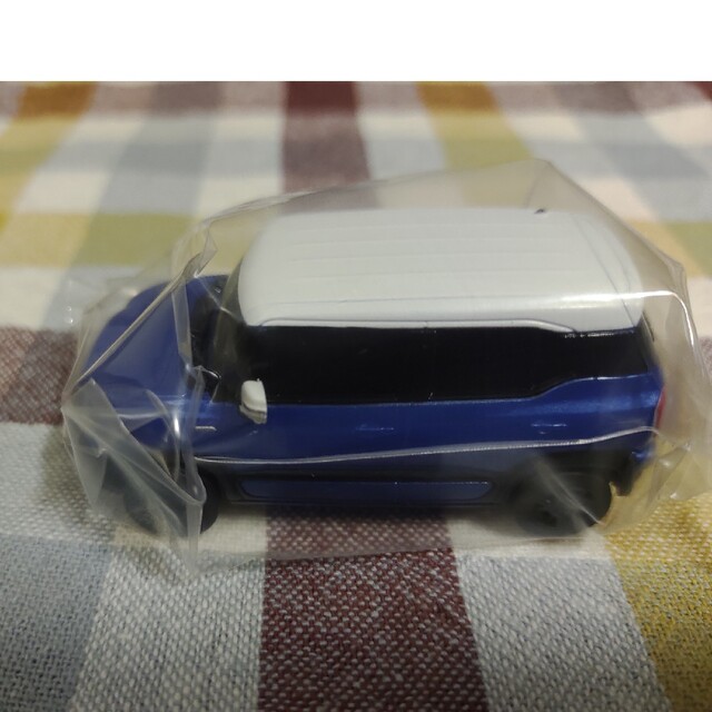 スズキ(スズキ)のSUZUKI X-BEE クロスビー プルバックカー エンタメ/ホビーのおもちゃ/ぬいぐるみ(ミニカー)の商品写真