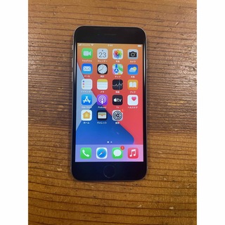 アイフォーン(iPhone)のiPhone 6s Space Gray 64 GB SIMフリー(スマートフォン本体)