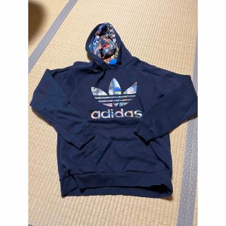 アディダス(adidas)のadidas パーカー　XL 美品(パーカー)