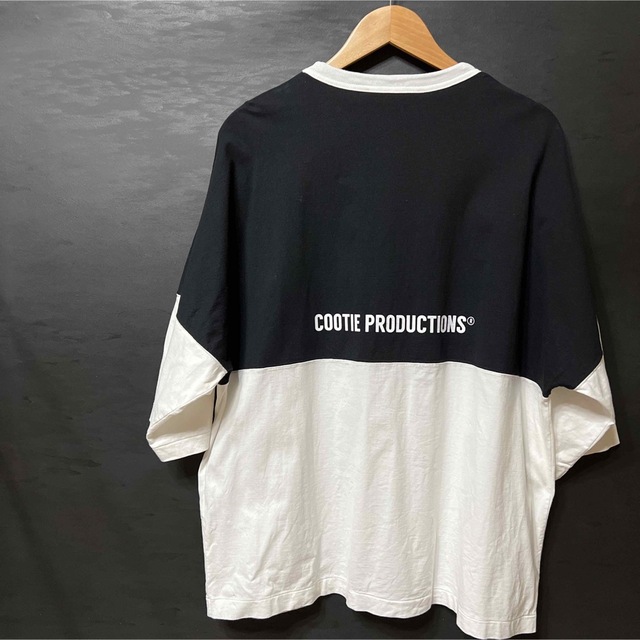 COOTIE(クーティー)のクーティ cootie フットボール　カットソー　Tシャツ　オーバー メンズのトップス(Tシャツ/カットソー(半袖/袖なし))の商品写真