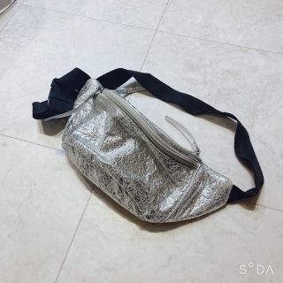 キャセリーニ ウエストバッグ ボディバッグ/ウエストポーチ(レディース