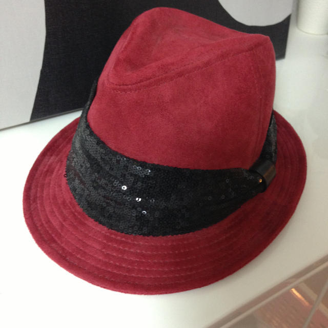 ARROW(アロー)の中折れハット レッド レディースの帽子(ハット)の商品写真