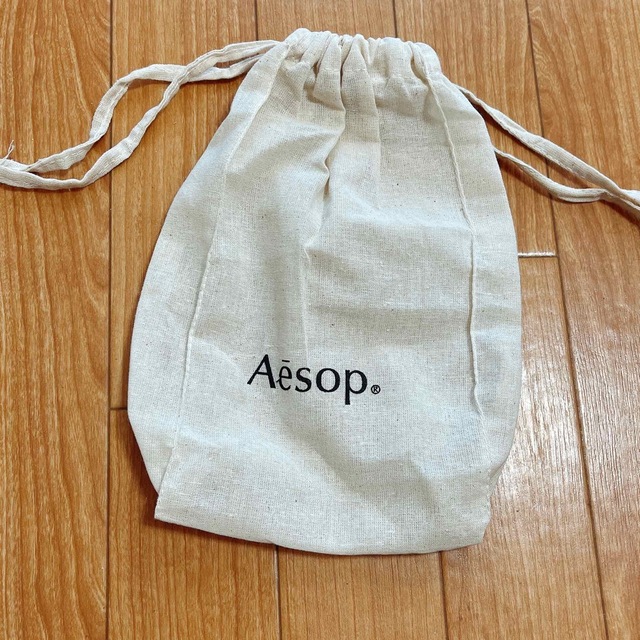 Aesop(イソップ)のイソップ　巾着袋　箱　ラッピングシート レディースのバッグ(ショップ袋)の商品写真