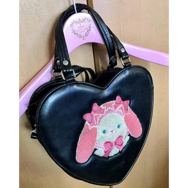 BABY,THE STARS SHINE BRIGHT(ベイビーザスターズシャインブライト)の【BABY】うさくみちゃんおでかけハートBag レディースのバッグ(ショルダーバッグ)の商品写真