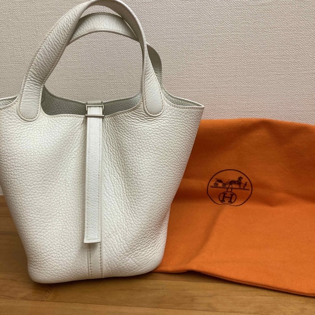 レディースHERMES ピコタン　白　M刻印