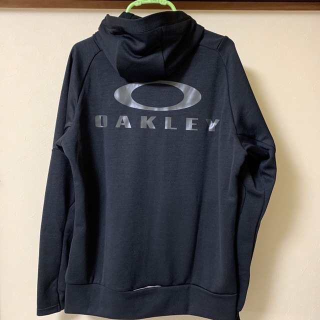Oakley(オークリー)のOAKLEY ジャージ上下 メンズのトップス(ジャージ)の商品写真