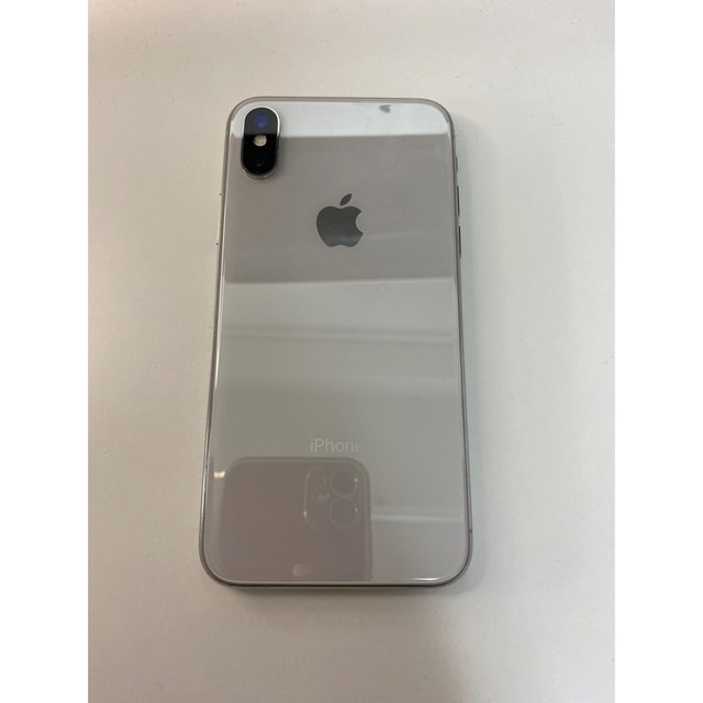 iPhone(アイフォーン)のiPhoneX 256GBソフトバンク simフリー 中古 送料無料 スマホ/家電/カメラのスマートフォン/携帯電話(スマートフォン本体)の商品写真