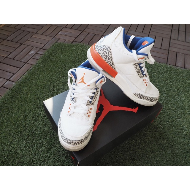 Jordan Brand（NIKE）(ジョーダン)のAIR JORDAN 3 RETRO “KNICKS” 中古 26.5cm メンズの靴/シューズ(スニーカー)の商品写真