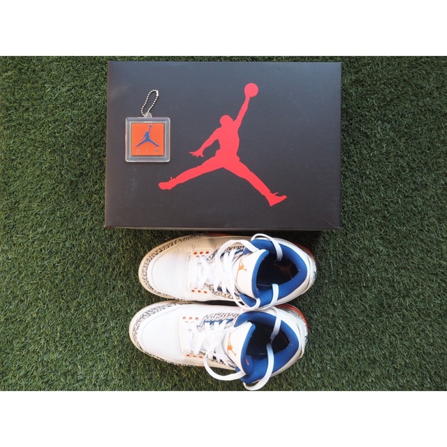 Jordan Brand（NIKE）(ジョーダン)のAIR JORDAN 3 RETRO “KNICKS” 中古 26.5cm メンズの靴/シューズ(スニーカー)の商品写真