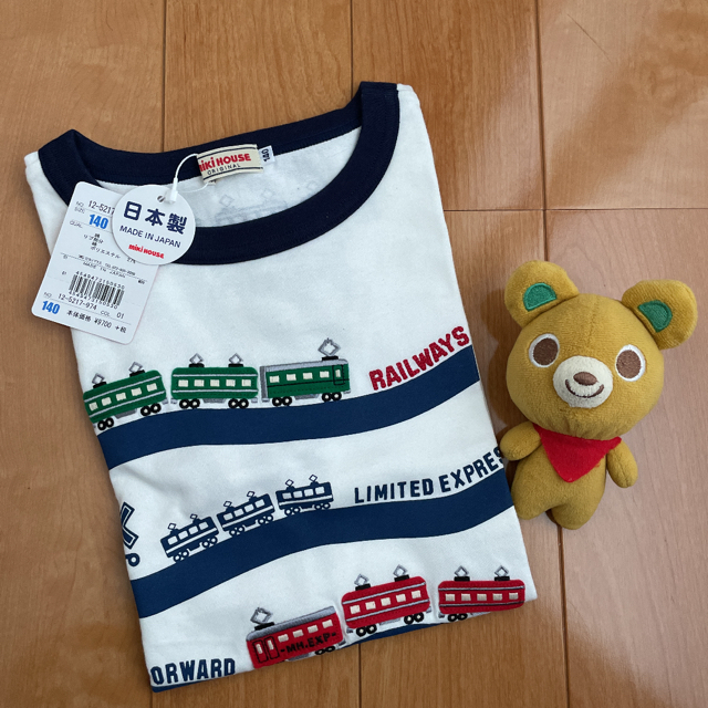 ★ミキハウス140★豪華な電車の半袖Tシャツ★バックプリント★新品★