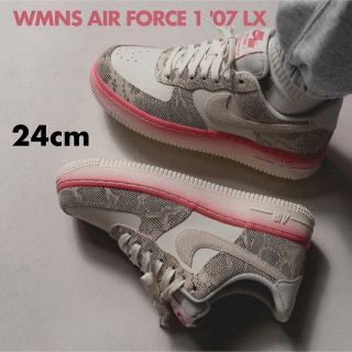 ナイキ(NIKE)の【新品/24cm】NIKE WMNS AIR FORCE 1 LOW(スニーカー)