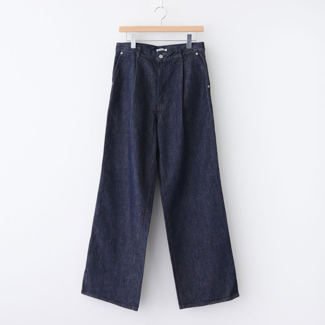 AURALEE(オーラリー)のオーラリー HARD TWIST DENIM WIDE SLACKS 3 メンズのパンツ(デニム/ジーンズ)の商品写真