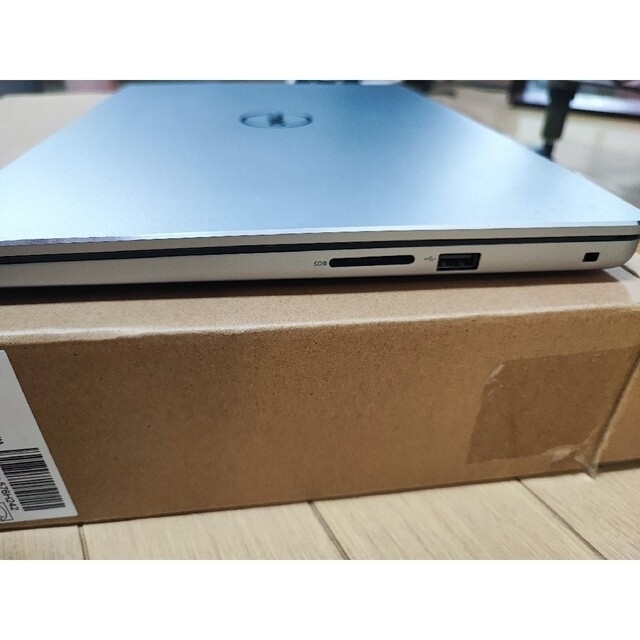 Dell Inspiron 14 7472 メモリ16GB Windows11