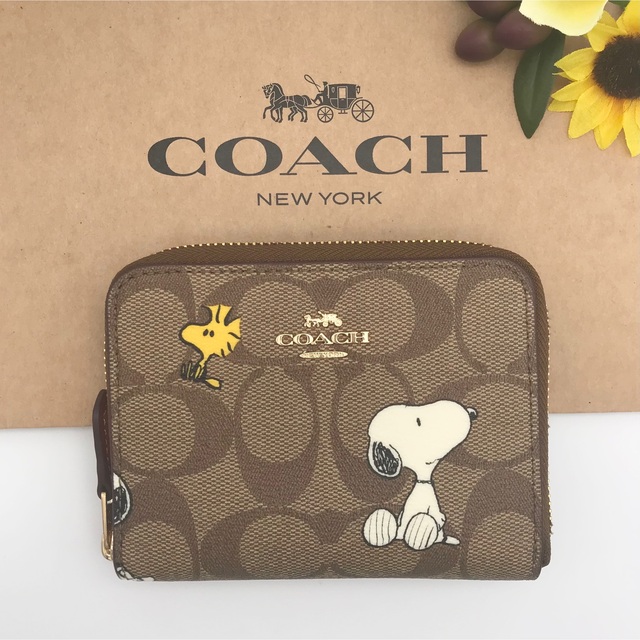 柔らかい COACH スモールジップアラウンドウォレット スモール