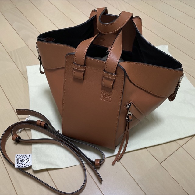 LOEWE  ロエベ　ハンモックバッグ