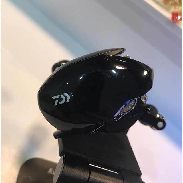 DAIWA(ダイワ)の【中古】22ジリオン　1000XH スポーツ/アウトドアのフィッシング(リール)の商品写真