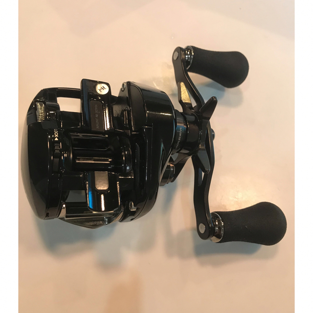 DAIWA(ダイワ)の【中古】22ジリオン　1000XH スポーツ/アウトドアのフィッシング(リール)の商品写真