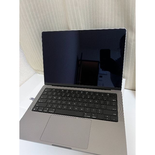 Apple(アップル)のMacBook Pro 14インチ M1 (US配列) 16GB/512GB スマホ/家電/カメラのPC/タブレット(ノートPC)の商品写真