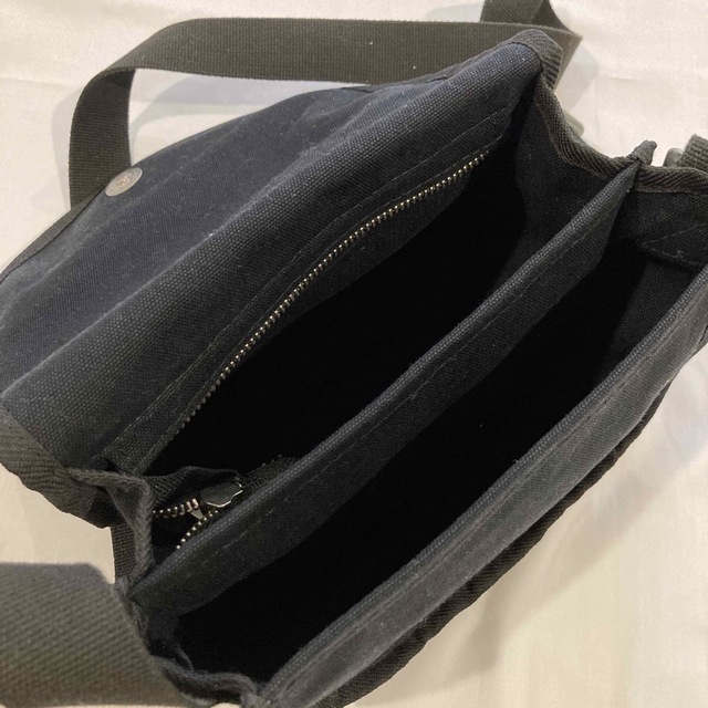 marimekko(マリメッコ)のマリメッコ　KERTTU ブラック　ショルダーバッグ レディースのバッグ(ショルダーバッグ)の商品写真