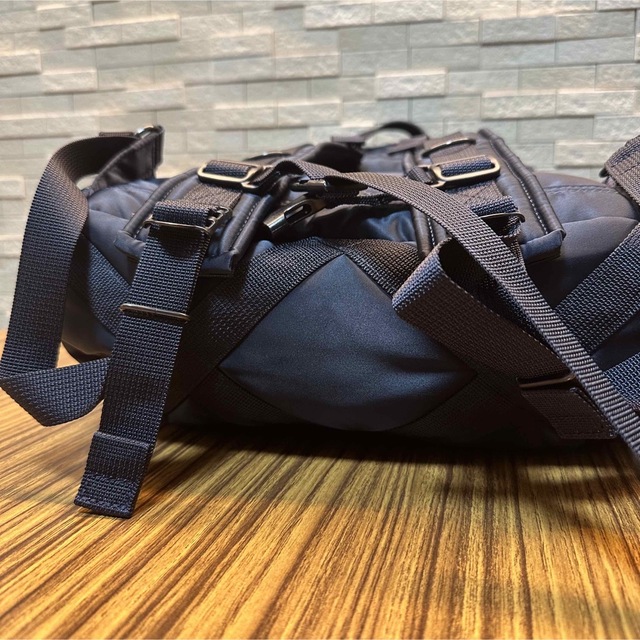 PORTER(ポーター)の美品 kaws porter backpack 伊勢丹限定 ポーター カウズ メンズのバッグ(バッグパック/リュック)の商品写真