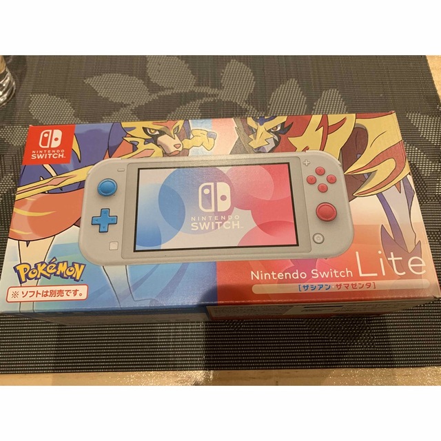 Nintendo Switch Lite(ニンテンドースイッチライト) 正規版 エンタメ