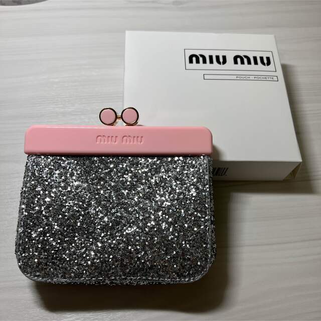 miu miu ポーチ　キラキラ