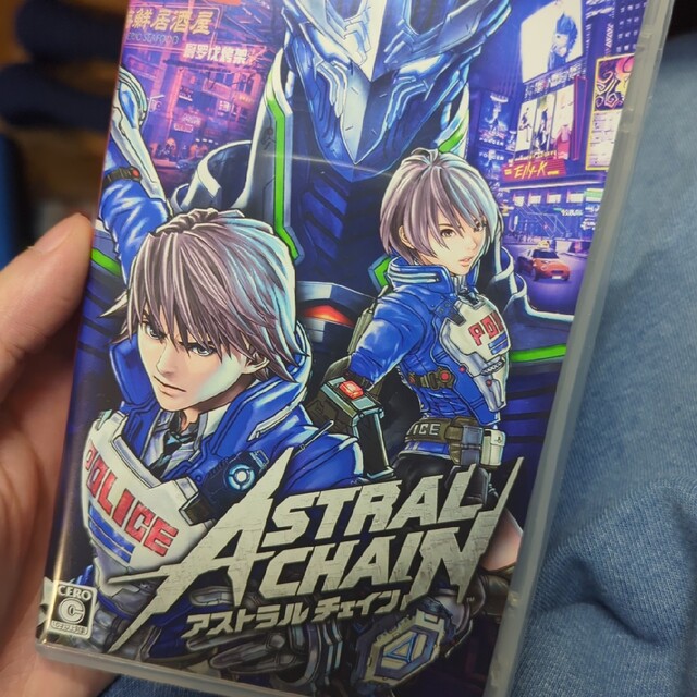 ASTRAL CHAIN（アストラルチェイン） Switch エンタメ/ホビーのゲームソフト/ゲーム機本体(家庭用ゲームソフト)の商品写真