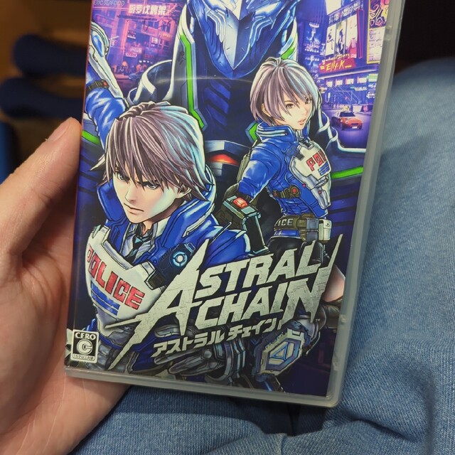 ASTRAL CHAIN（アストラルチェイン） Switch エンタメ/ホビーのゲームソフト/ゲーム機本体(家庭用ゲームソフト)の商品写真