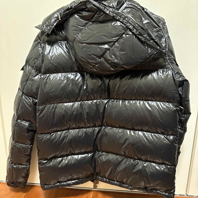 MONCLER(モンクレール)のモンクレール　ダウン メンズのジャケット/アウター(ダウンジャケット)の商品写真