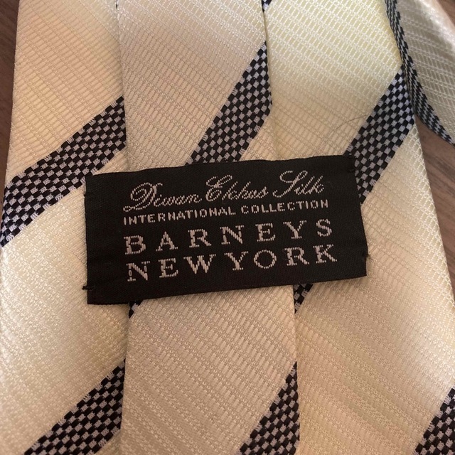 BARNEYS NEW YORK(バーニーズニューヨーク)のBARNEYS NEWYORK シルク ネクタイ レジメンタル ハンドメイド メンズのファッション小物(ネクタイ)の商品写真