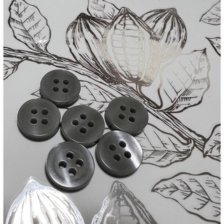 ボタン　グレー　灰色　ハンドメイド材料　6個セット　パーツ(各種パーツ)