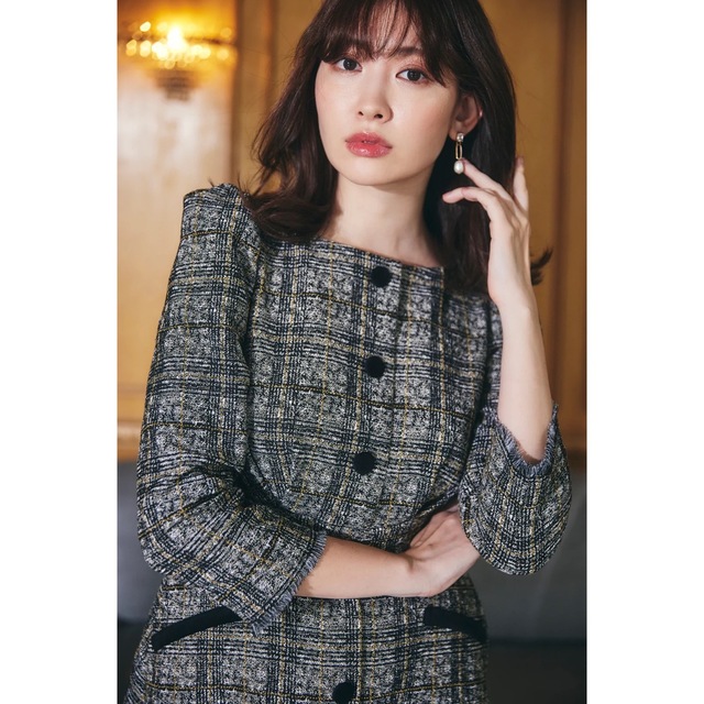 herlipto Classic Tweed Midi Dress は自分にプチご褒美を