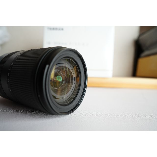 【超美品】TAMRON 18-300mm F3.5-6.3 Eマウント タムロン スマホ/家電/カメラのカメラ(レンズ(ズーム))の商品写真