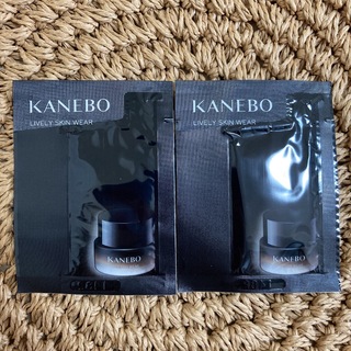 Kanebo - カネボウ ライブリースキン ウェア オークルC ファンデ 0.5g ×2包