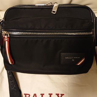 バリー(Bally)の美品！ Ｂａｌｌｙメッセンジャー バッグ Fiji(メッセンジャーバッグ)