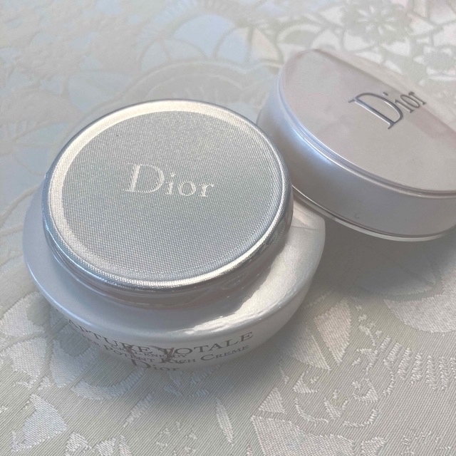 Dior(ディオール)のディオール カプチュールトータルセルENGY リッチクリーム 50ml コスメ/美容のスキンケア/基礎化粧品(フェイスクリーム)の商品写真