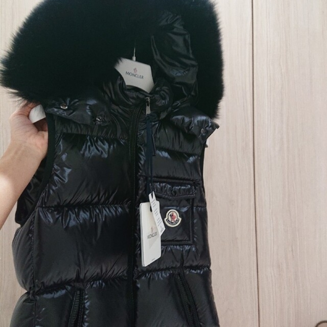 MONCLER ダウンベスト フォックスファー 新品未使用