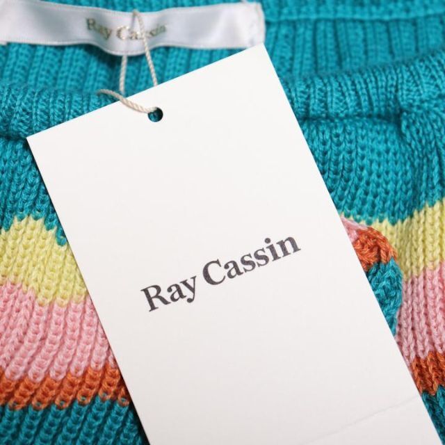 RayCassin(レイカズン)の【新品、タグ付き】レイ・カズンのセーター、フリーサイズ レディースのトップス(ニット/セーター)の商品写真