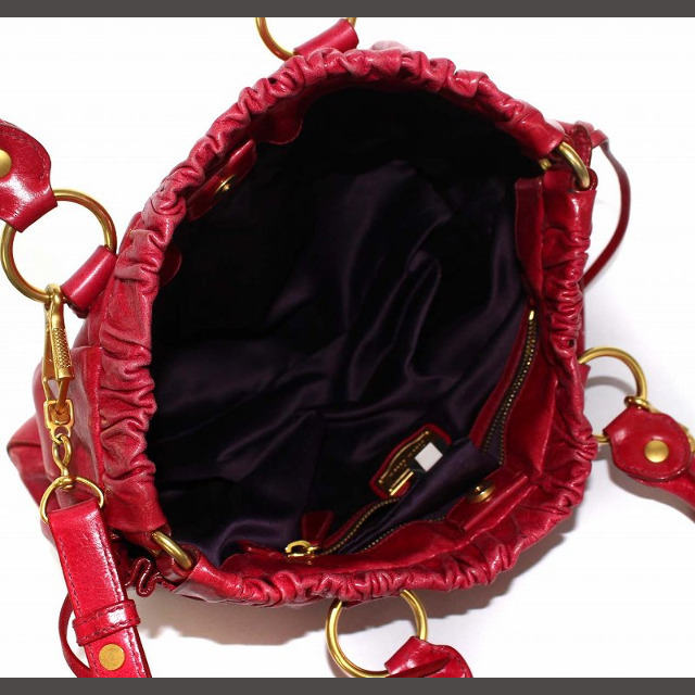 miumiu(ミュウミュウ)のミュウミュウ ハンドバッグ トートバッグ ショルダーバッグ 2WAY レザー 赤 レディースのバッグ(ハンドバッグ)の商品写真