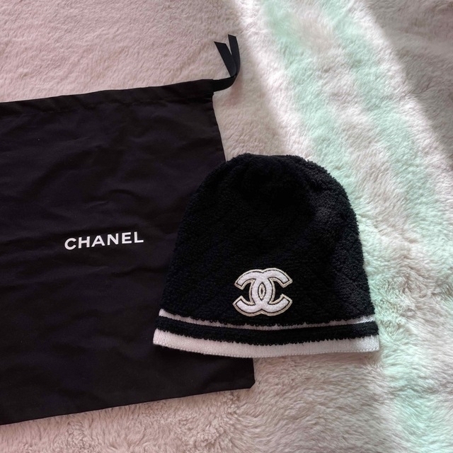 CHANEL(シャネル)のシャネル　ニット帽 レディースの帽子(ニット帽/ビーニー)の商品写真