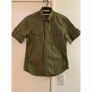 テットオム(TETE HOMME)の美品　TETE HOMME ミリタリー半袖シャツ S(シャツ)