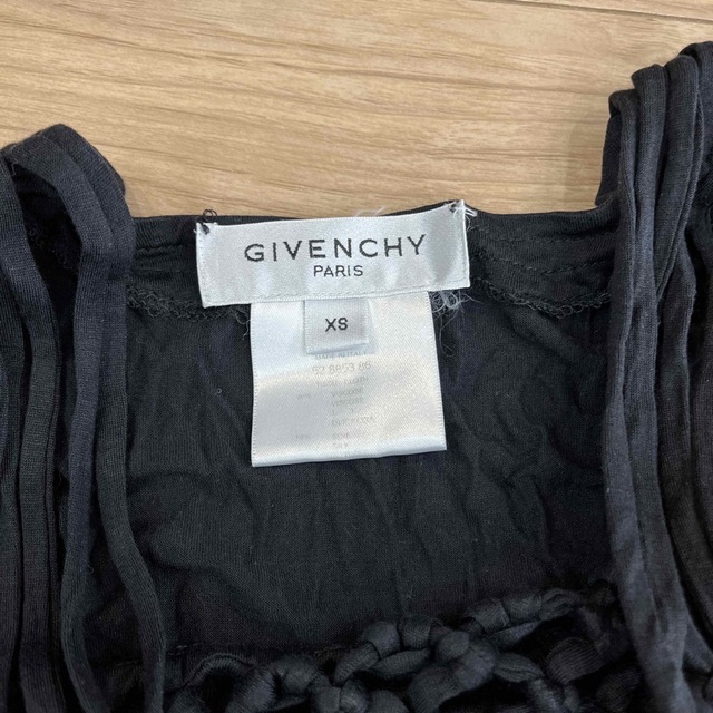 GIVENCHY(ジバンシィ)のジバンシー　ジバンシィ　キャミソール　タンクトップ レディースのトップス(Tシャツ(半袖/袖なし))の商品写真