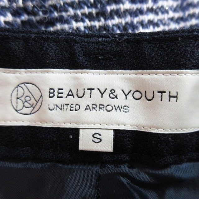 BEAUTY&YOUTH UNITED ARROWS(ビューティアンドユースユナイテッドアローズ)のB&Y ユナイテッドアローズ パンツ ショート ショーパン ツイード S 紺 レディースのパンツ(ショートパンツ)の商品写真