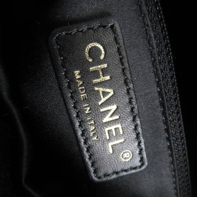 CHANEL(シャネル)のCHANEL シャネル キャビアスキン マトラッセ (A18004) チェーン スクエアバッグ ゴールド トート AY2853 レディースのバッグ(ボストンバッグ)の商品写真
