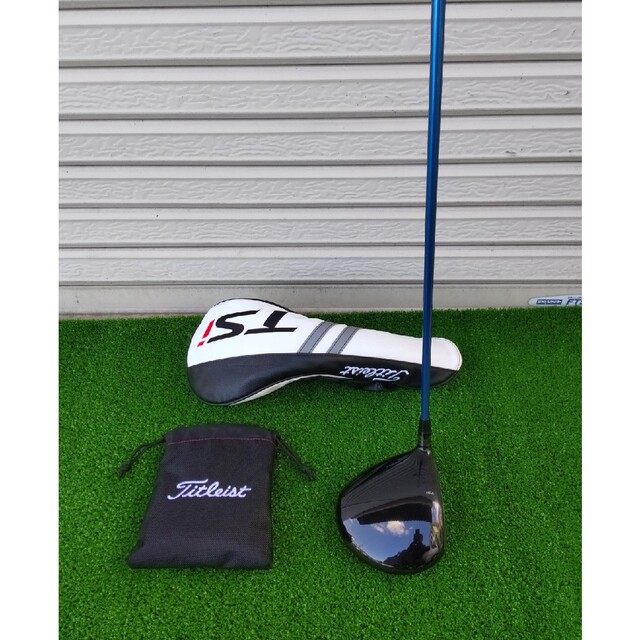 Titleist(タイトリスト)のTsi2 ドライバーヘッドのみ スポーツ/アウトドアのゴルフ(クラブ)の商品写真