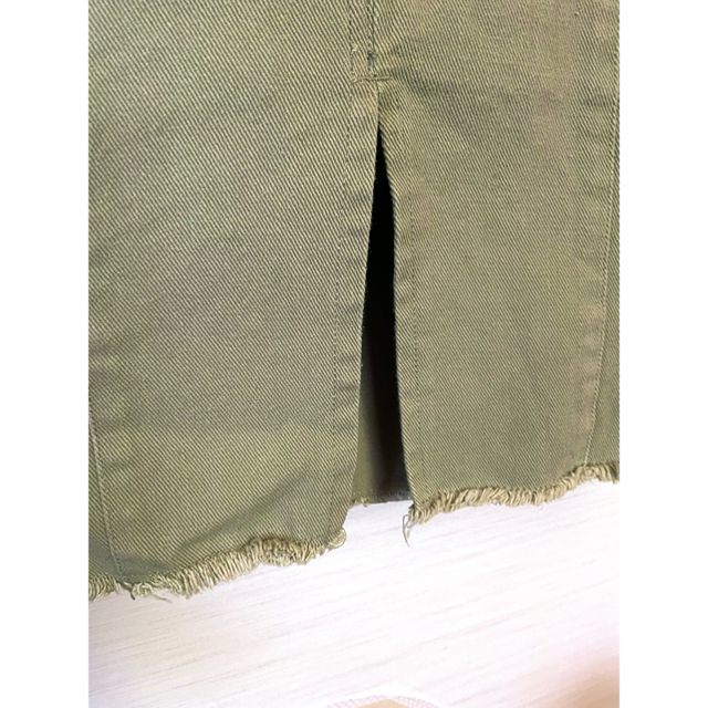 URBAN RESEARCH(アーバンリサーチ)のURBAN RESEARCH スカート グリーン レディースのスカート(ロングスカート)の商品写真