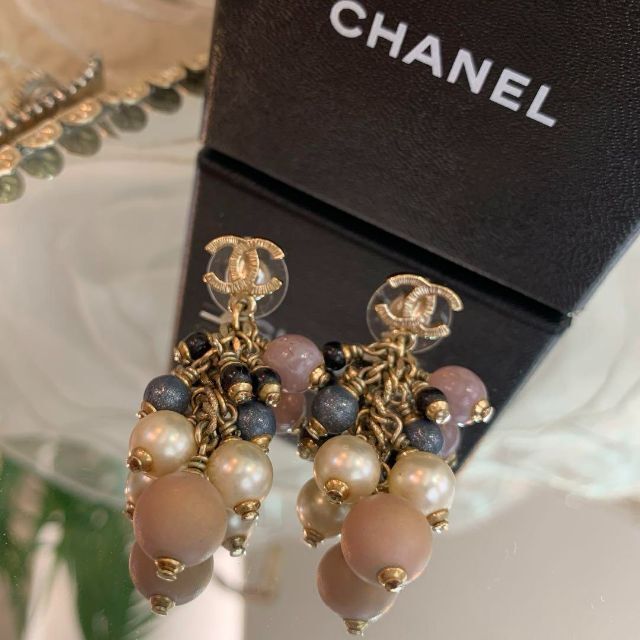 CHANEL シャネル ココマーク スイングピアス フェイクパール カラー