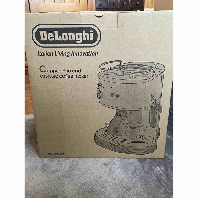 DeLonghi(デロンギ)の新品未使用/デロンギ　エスプレッソ・カプチーノメーカーECM300-J-E スマホ/家電/カメラの調理家電(コーヒーメーカー)の商品写真