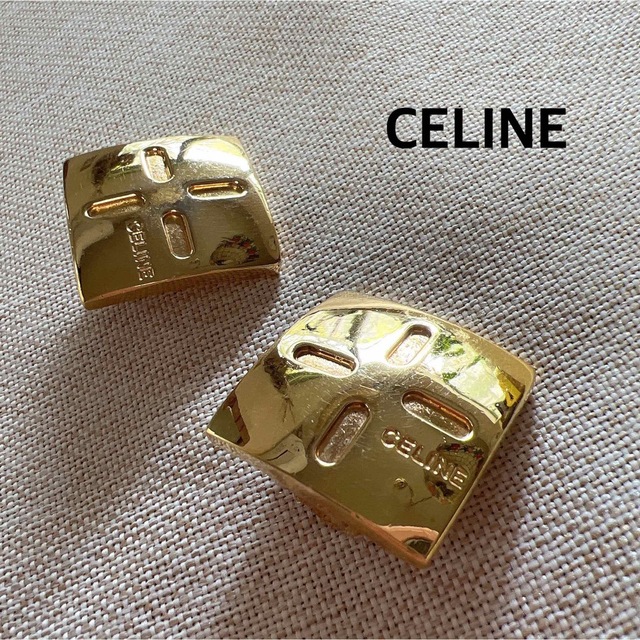 celine(セリーヌ)のCELINE セリーヌ イヤリング 大ぶり レディースのアクセサリー(イヤリング)の商品写真